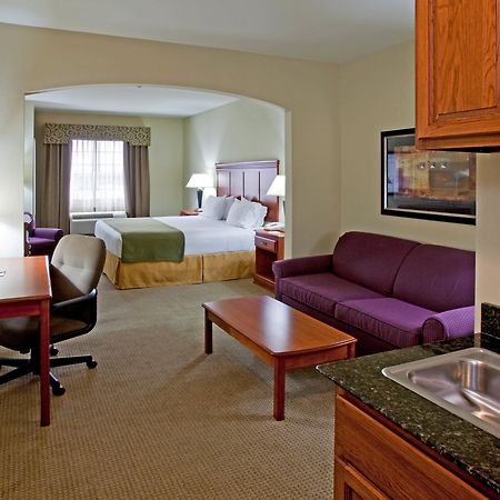 Holiday Inn Express Hotel And Suites Ada By Ihg Δωμάτιο φωτογραφία