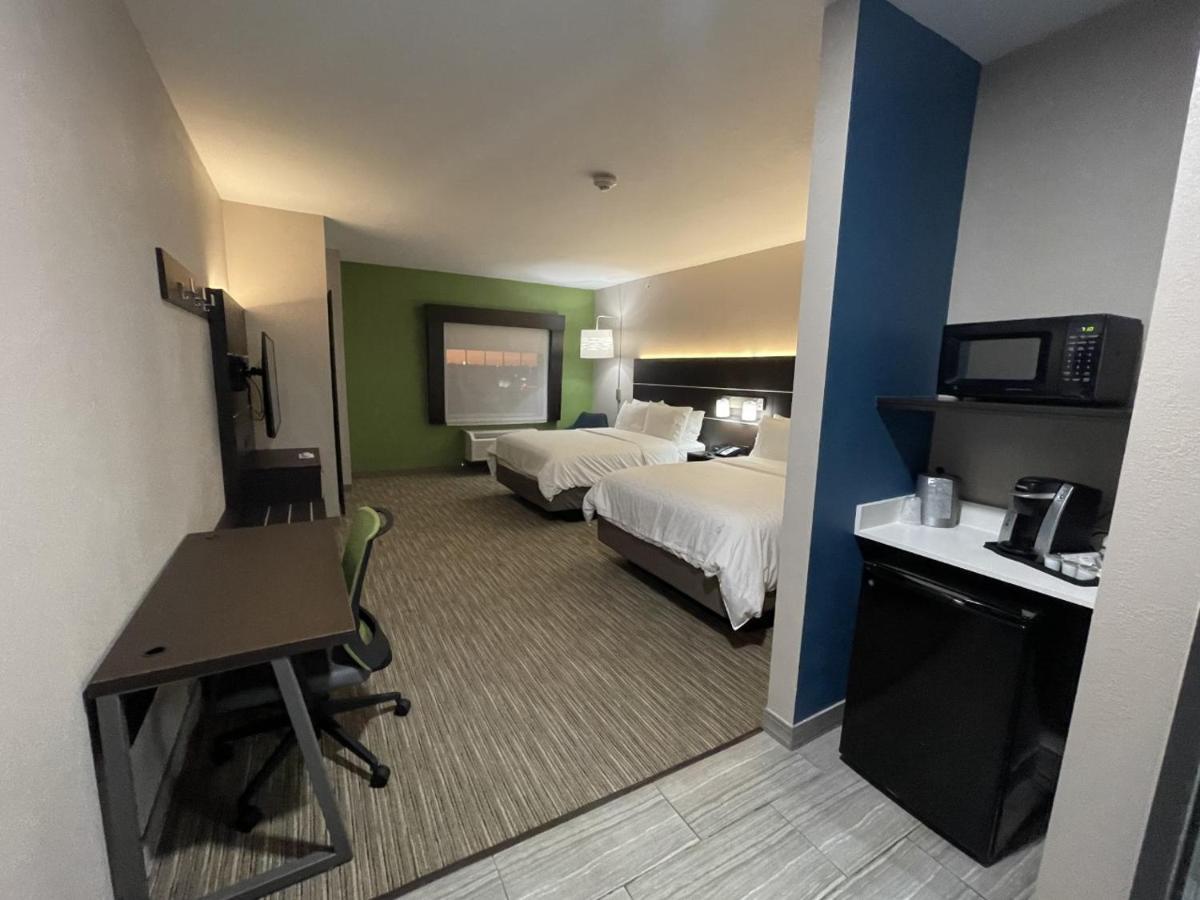 Holiday Inn Express Hotel And Suites Ada By Ihg Εξωτερικό φωτογραφία