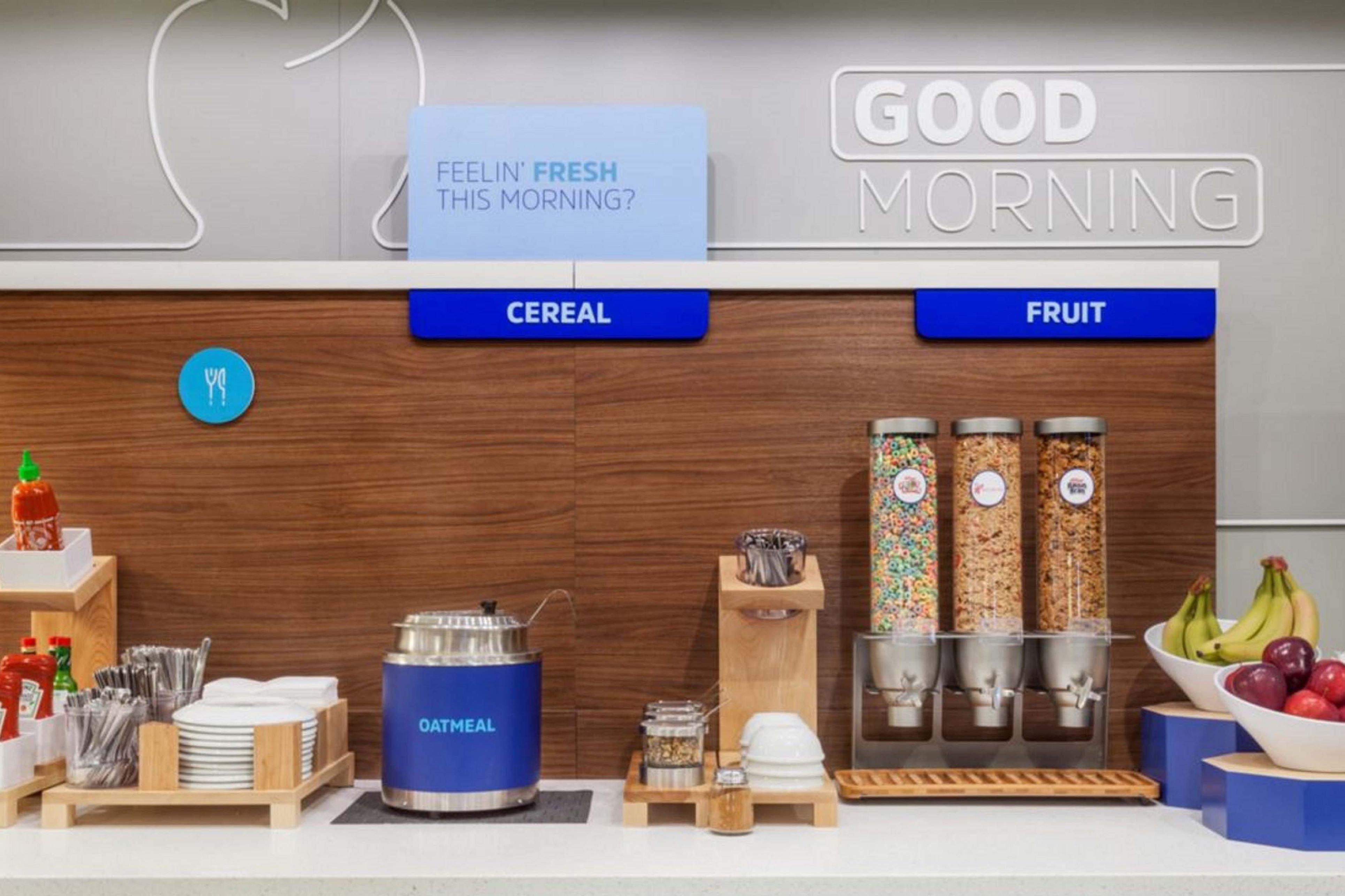 Holiday Inn Express Hotel And Suites Ada By Ihg Εξωτερικό φωτογραφία